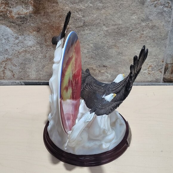 Bradford Exchange Decorative 3 D Plate Flying Eagle Figurine Graces of Heaven - Picture 5 of 10
